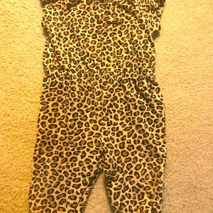 Old navy Romper - Animal print 6-9 months